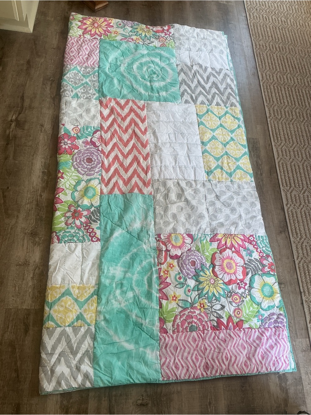 Pottery Barn Teen PBteen Sunset Beach Quilt Full Boho Patchwork Floral